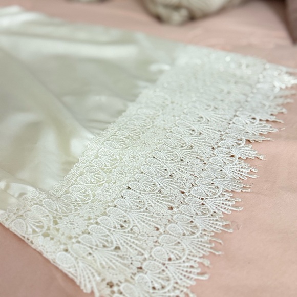 Elegant White Lace Trim Skirt 
Brand- Dress like an Angel - Picture 2 of 3